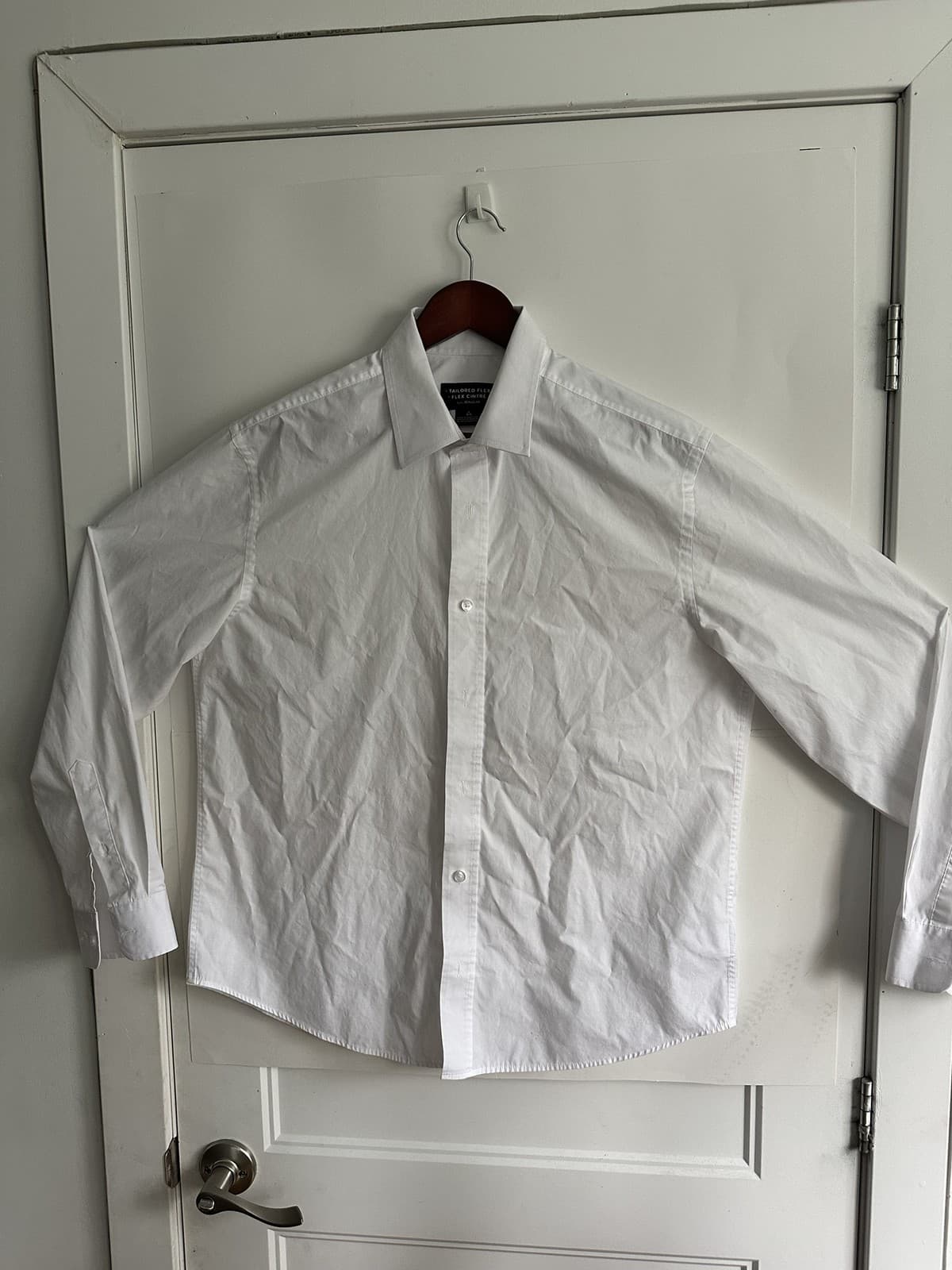Chemise blanche avant repassage